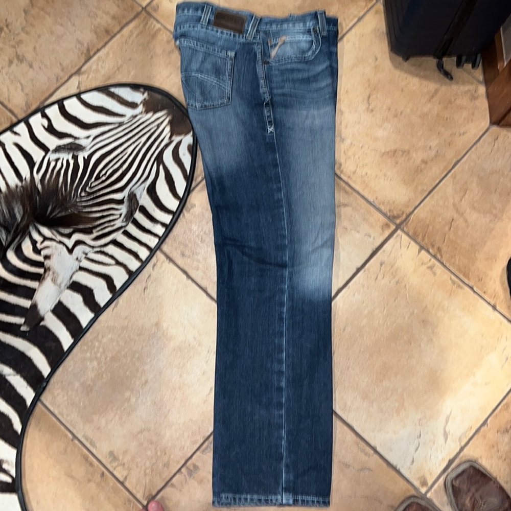 Ariat 36x36 jeans. M5s